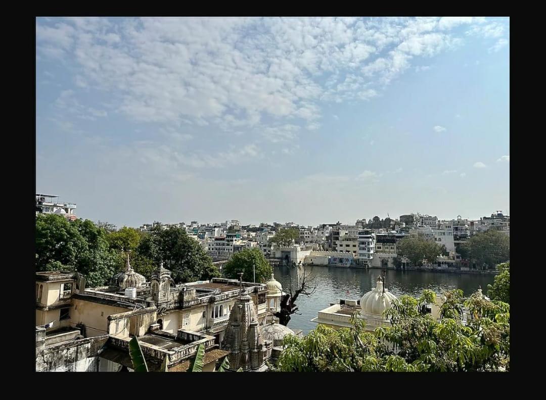 Hotel Shiv Palace Udaipur Exterior foto