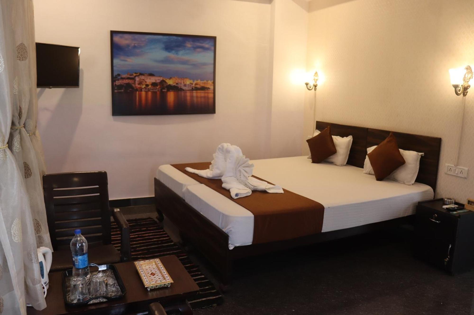 Hotel Shiv Palace Udaipur Exterior foto