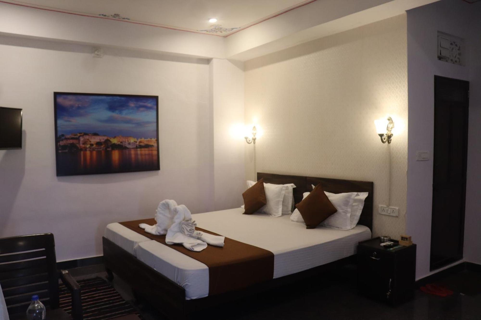 Hotel Shiv Palace Udaipur Habitación foto