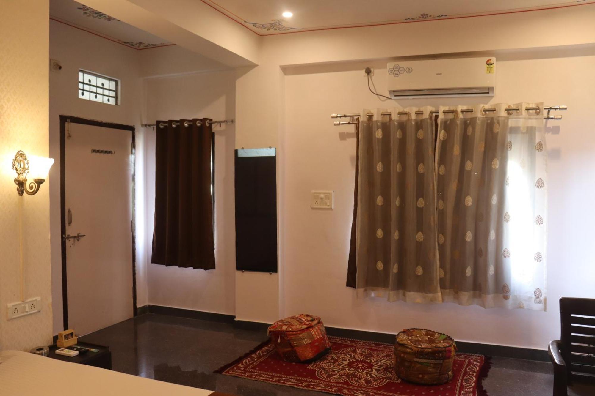 Hotel Shiv Palace Udaipur Habitación foto