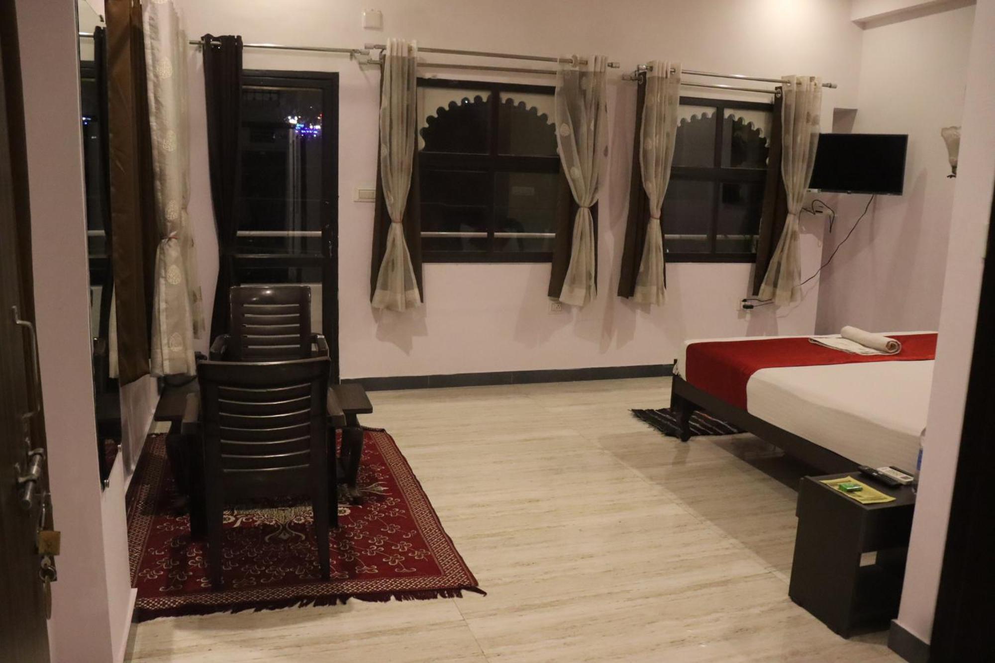 Hotel Shiv Palace Udaipur Habitación foto